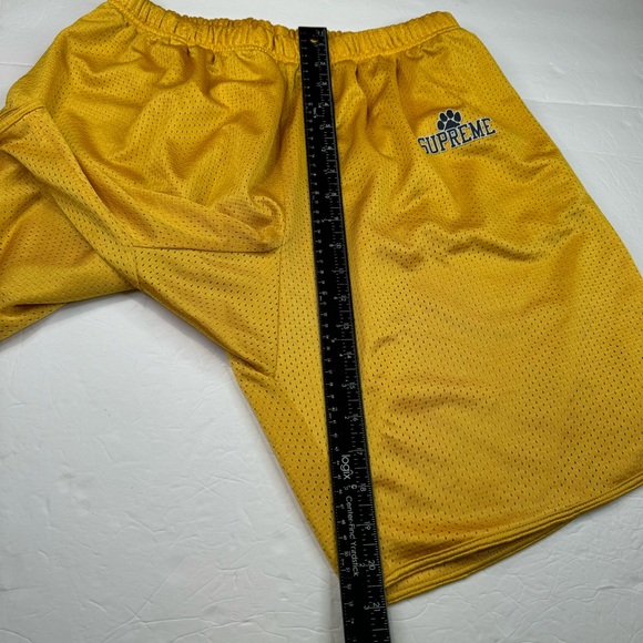 *Supreme Shorts Men's Size XLarge Yellow Basketball Paw Zip Packet Elastic Waist - Picture 15 of 16